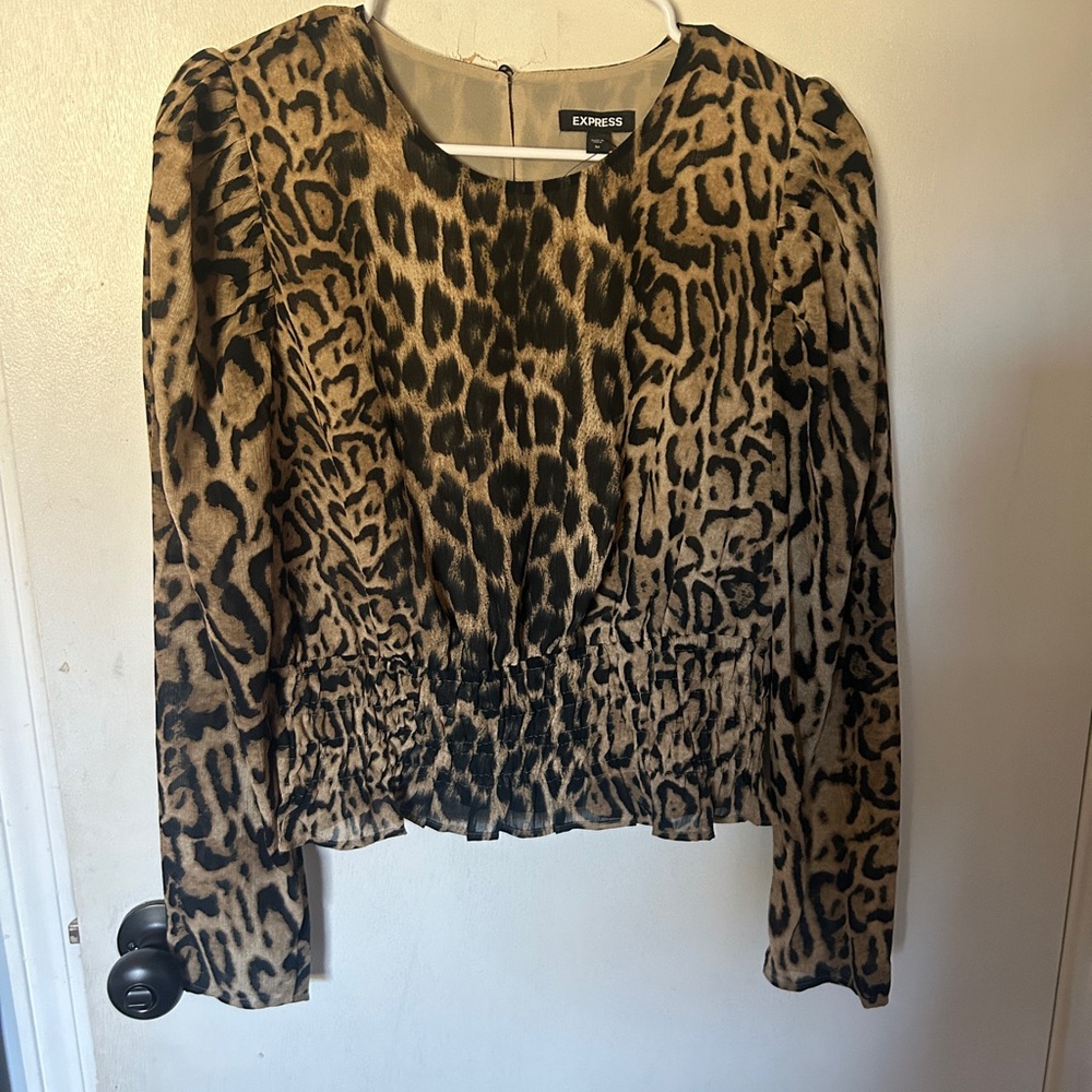 Brand new Leopard Express Top